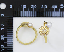 Load image into Gallery viewer, CZ Round Flower and MOP Adjustable Ring, Sku#LD245
