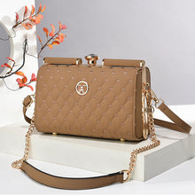 Load image into Gallery viewer, Niche Trendy Diamond-quilted Shoulder Bag With A Premium Texture