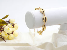Load image into Gallery viewer, Gold Cowrie Shell bracelet, V40