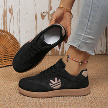 Load image into Gallery viewer, Women's Retro Chunky Sole Sneakers – Color-Block Lace-Up Platform Shoes