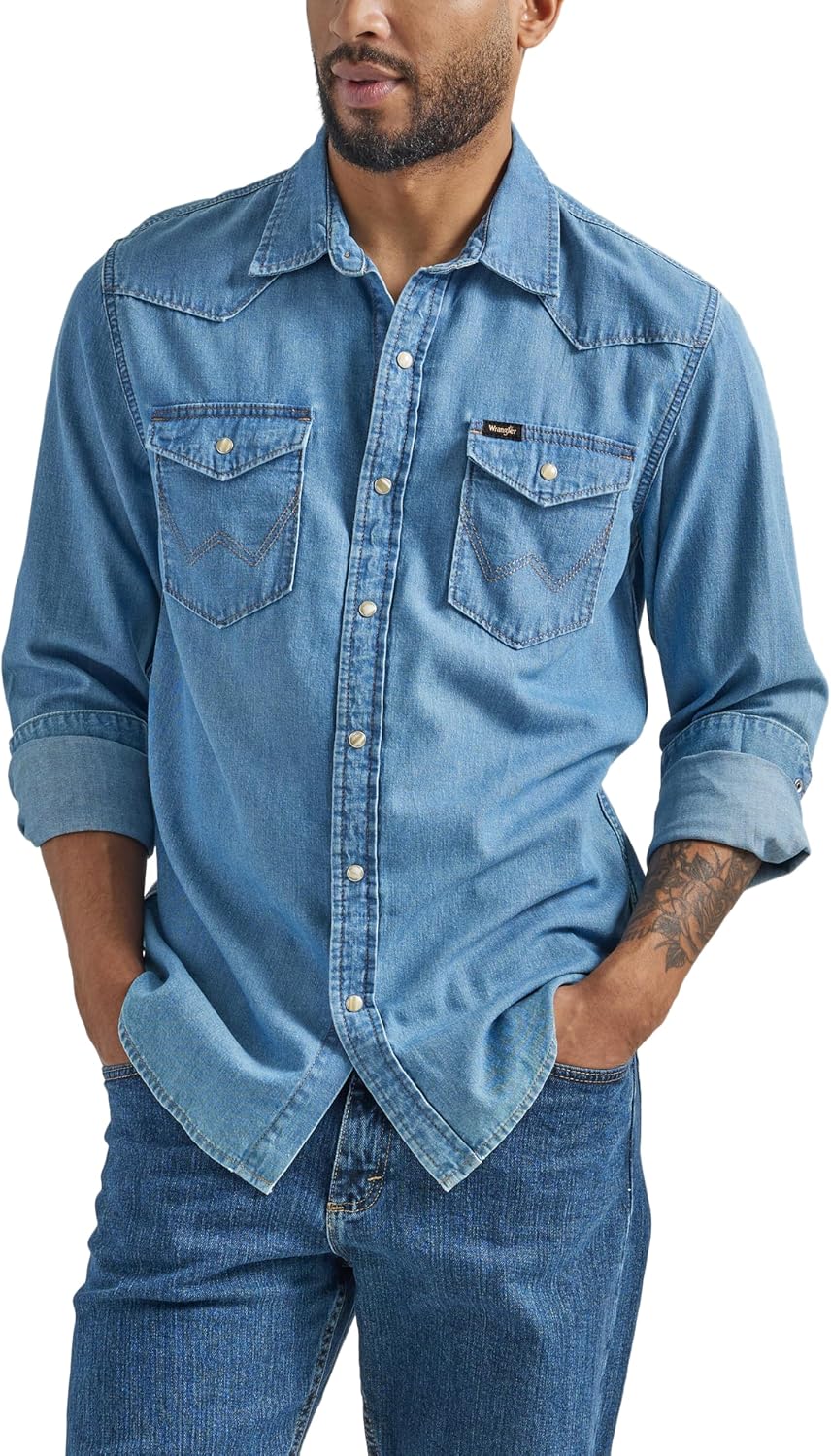 Wrangler Men's Iconic Regular Fit Snap Shirt