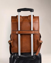 Load image into Gallery viewer, Vintage Leather Backpack Rucksack
