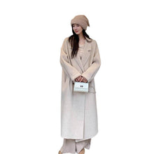 Load image into Gallery viewer, Womens Stylish Mid-length Slimming Wool Coat