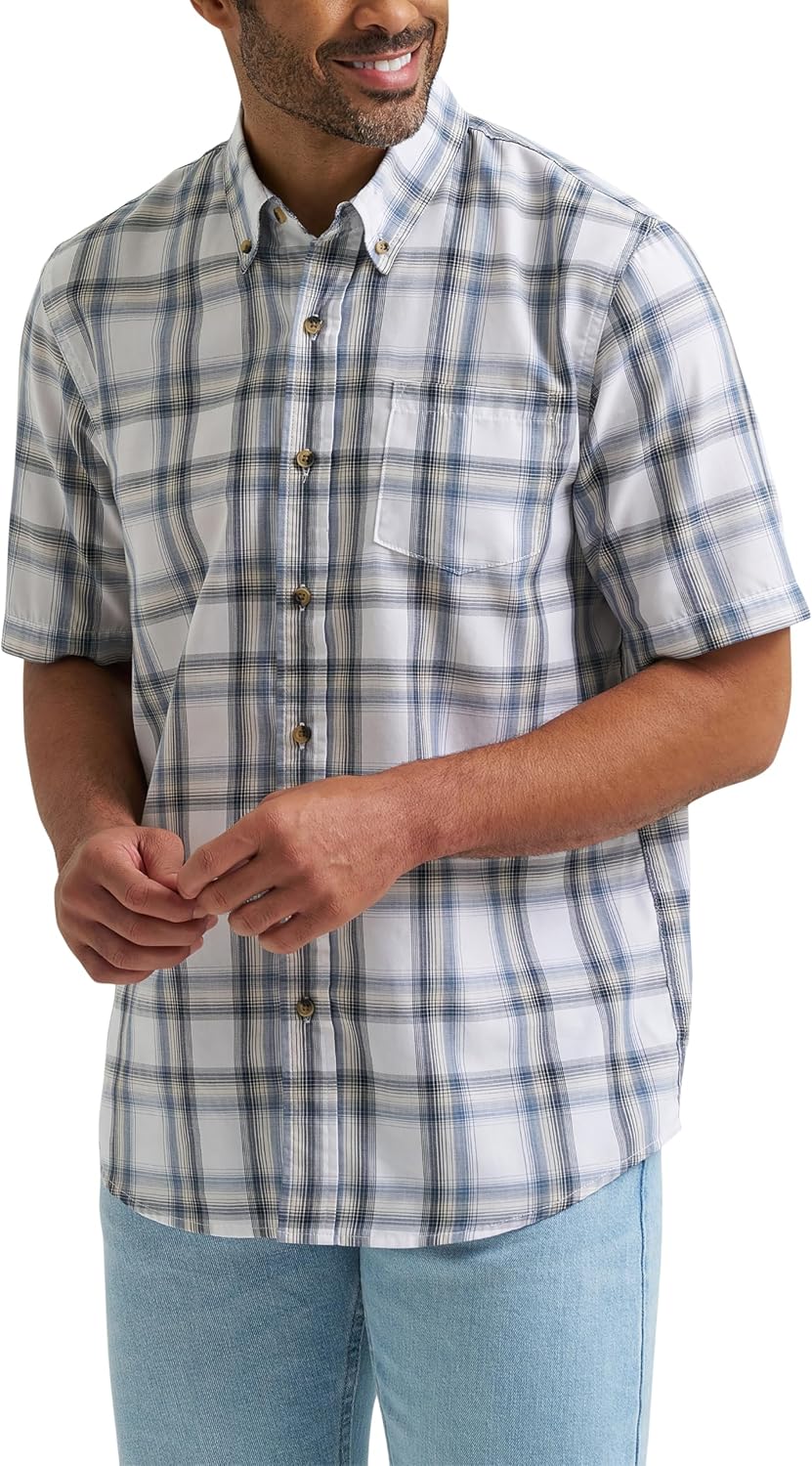 Wrangler Authentics Men's Short Sleeve Classic Plaid Shirt