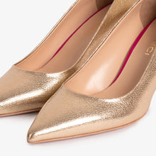Load image into Gallery viewer, The Brunello Gold Leather Pump Women Shoe