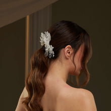 Load image into Gallery viewer, Crystal Hair Comb