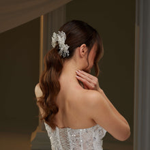 Load image into Gallery viewer, Crystal Hair Comb