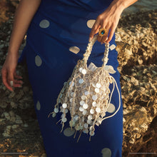 Load image into Gallery viewer, French-style Retro Sequined Woven Tassel Cotton-Linen Shell-shaped Hollow Elegant Clutch Bag