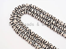 Load image into Gallery viewer, Dzi Black Band Faceted Round Beads,  Zebra Striped Tibetan A