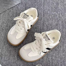 Load image into Gallery viewer, Retro Low-Top Training Sneakers - Soft Sole Casual Shoes for Men &amp; Women