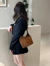 Load image into Gallery viewer, Fashionable And Versatile New Cowhide Shoulder Bag