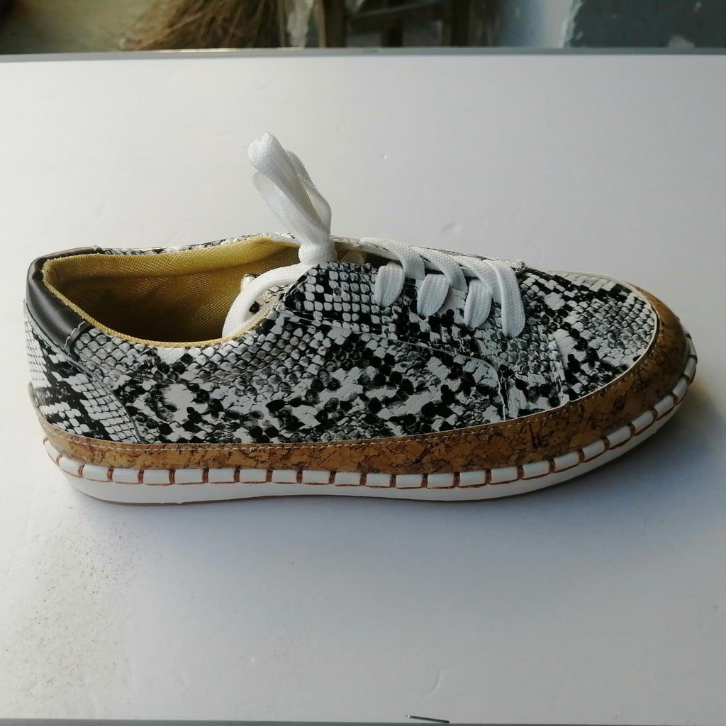 Women's Snake Print Platform Sneakers | Chunky Sole Slip-On Casual Shoes | PU Leather | EU 35-43