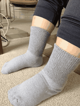 Load image into Gallery viewer, Women's Cotton Diabetic Ankle Socks (6 Pair)