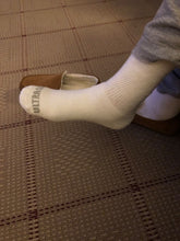 Load image into Gallery viewer, Women's Ultra-Soft Upper Calf Diabetic Socks (4 Pair)
