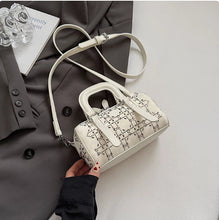 Load image into Gallery viewer, Korean-style Minimalist Versatile Niche Cylindrical Tote Bag