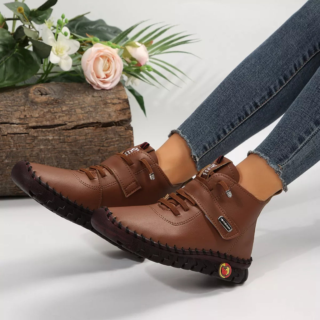 Women's Lace Up Platform Ankle Boots – Flat Platform PU Leather Booties