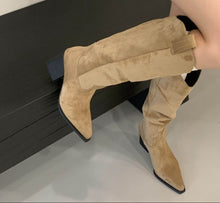 Load image into Gallery viewer, Women's Vintage Western Cowboy Boots | Suede Pointed Toe Chunky Heel Slip-On