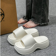 Load image into Gallery viewer, Women's Non-Slip Height-Enhancing EVA Slippers - Indoor Outdoor Flip Flops