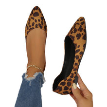 Load image into Gallery viewer, Women's Leopard Print Flat Shoes – Breathable Suede PU Outdoor Sneakers
