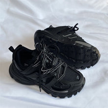 Load image into Gallery viewer, Men's Retro Chunky Sole Sneakers - Breathable Mesh Athletic Shoes with EVA Sole