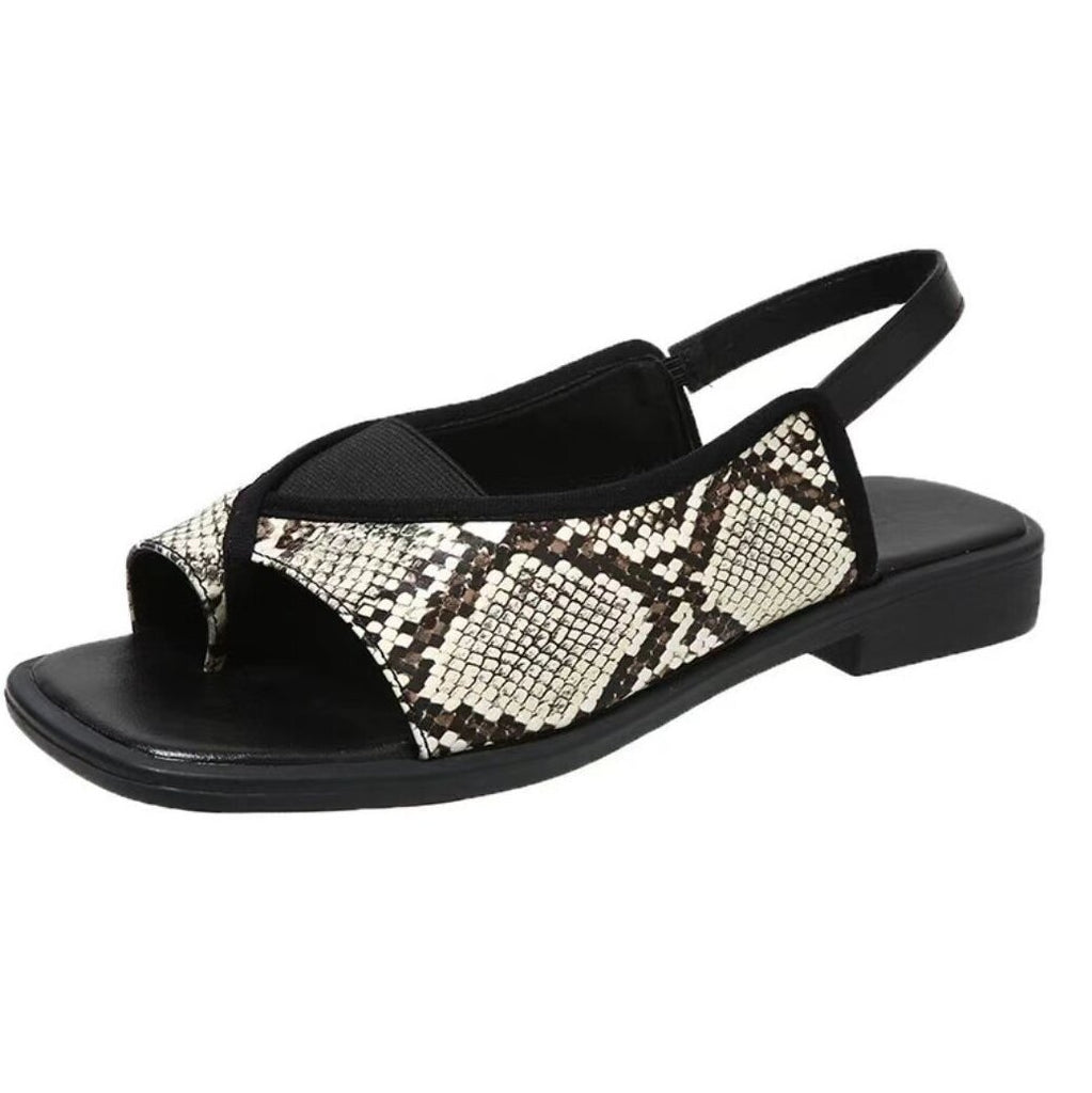 Women's Plus-Size Square-Toe Flat Sandals – Casual Summer Slides in Wide Widths