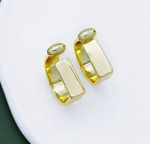Load image into Gallery viewer, CZ Rectangle Clip Ring, Sku#X344