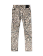 Load image into Gallery viewer, Smoke Rise Multi Cargo Pocket Slim Fit Jean - Hunting Camo