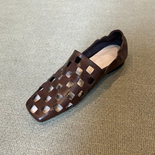 Load image into Gallery viewer, Women's Retro Square Toe Flat Loafers | Hollowed-Out Pleated Slip-On Shoes