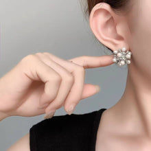 Load image into Gallery viewer, Gold Silver White Pearl Cluster Stud Earrings, Sku#L742