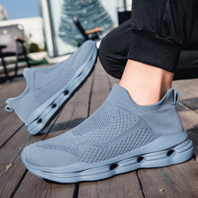Load image into Gallery viewer, Lightweight Breathable Sports Sneakers