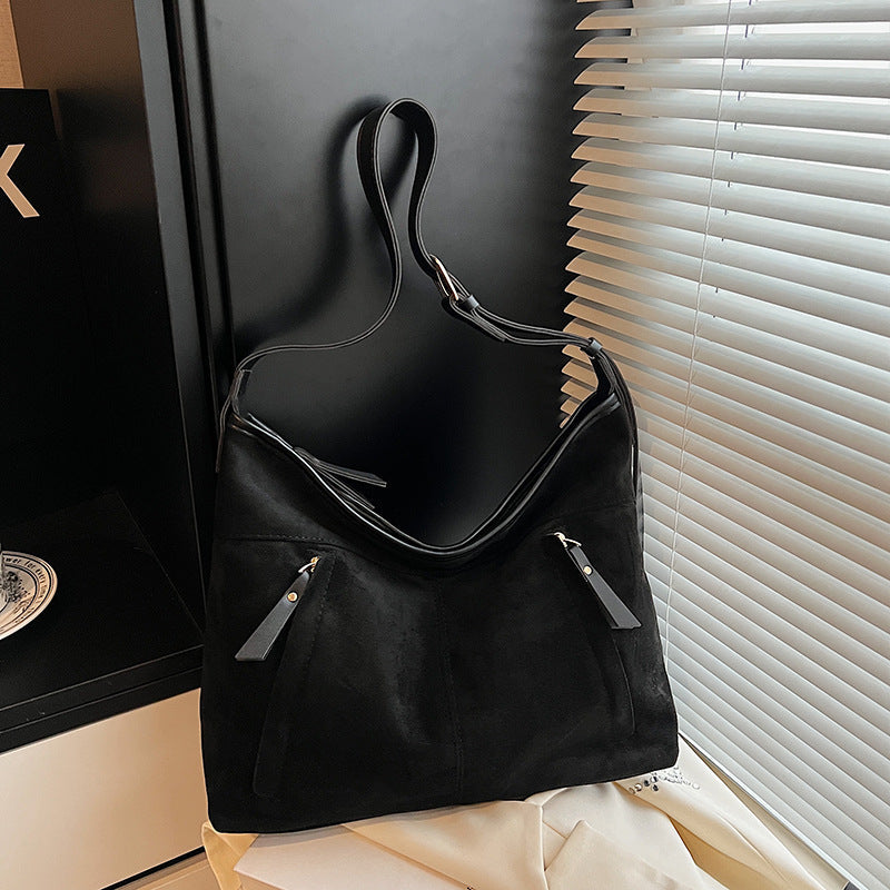 Large Capacity Women's Suede Bucket Bag – Winter Commuter Shoulder Bag