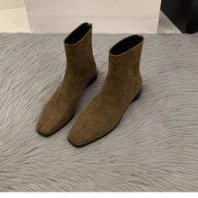 Load image into Gallery viewer, Women's Chunky Heel Suede Fleece-Lined Square Toe Ankle Boots – Back Zipper Winter Boots