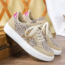 Load image into Gallery viewer, Leopard Print Retro Skate Shoes | Unisex Low-Top Sneakers | Men's &amp; Women's