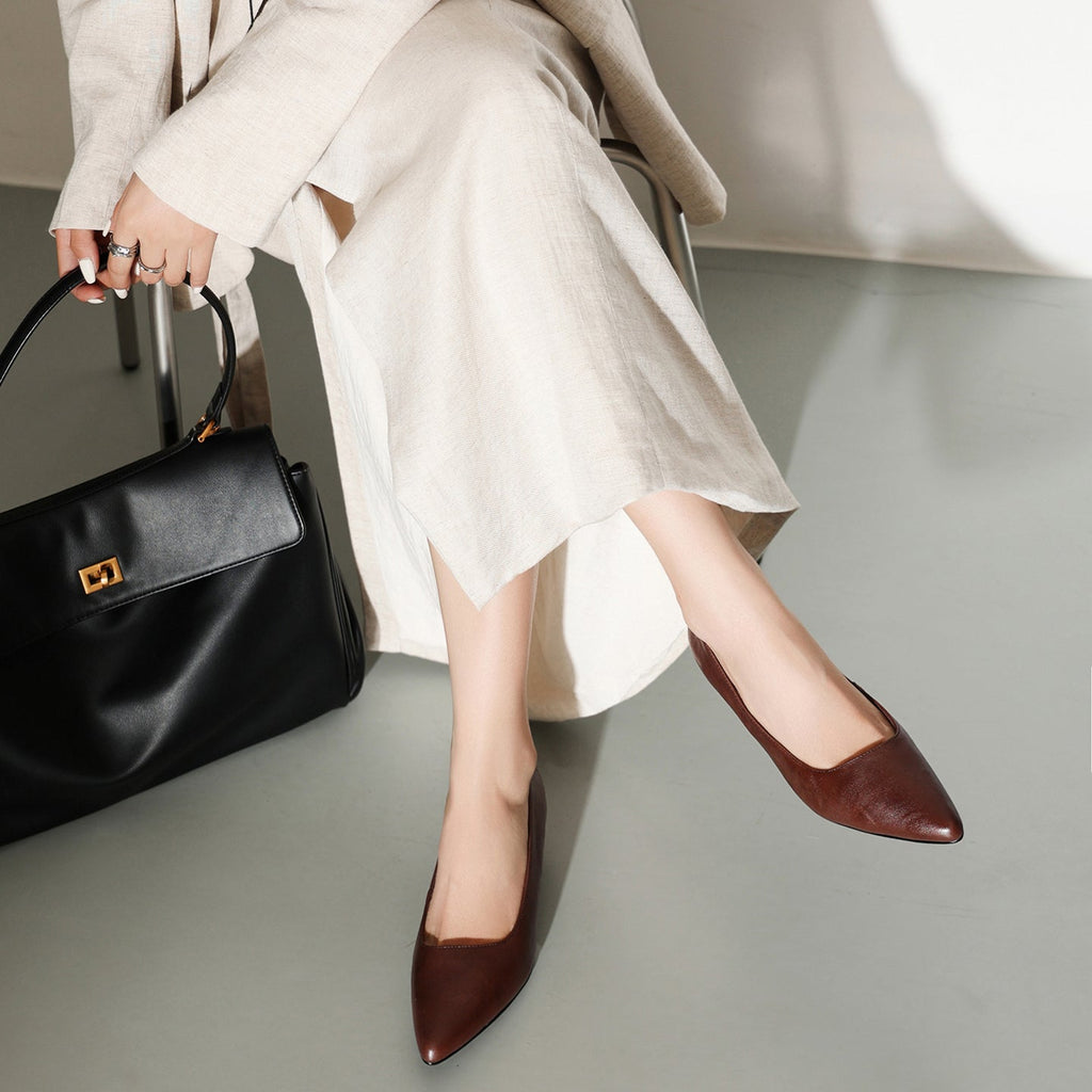 Women's Pointed-Toe Kitten Heel Pumps | Washed Full-Grain Cowhide Office Shoes