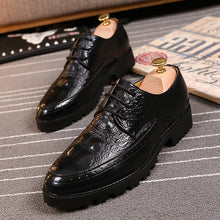 Load image into Gallery viewer, Men's British Style Height-Increasing Casual Shoes | Elevator Dress Sneakers