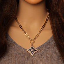 Load image into Gallery viewer, Mixed Paperclip Link Chain with Rhombus Clover necklace