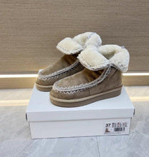 Load image into Gallery viewer, Women's Suede Snow Boots with Faux Fur Lining &amp; Bow Detail – Warm, Non-Slip, Flat Sole