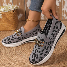 Load image into Gallery viewer, Women's Leopard Print Round Toe Slip-On Flats | Breathable Mesh Casual Shoes