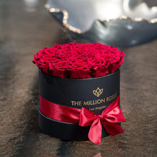 Load image into Gallery viewer, Classic Black Box | Red Roses