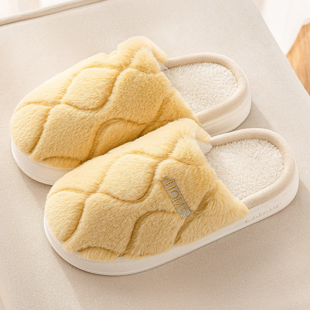 Women's Plush Slippers – Ultra-Soft Fleece Indoor House Shoes with Anti-Slip Sole