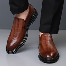 Load image into Gallery viewer, Men's British-Style Pointed Toe Leather Dress Shoes