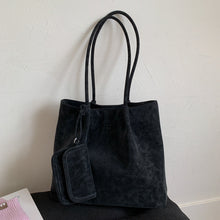Load image into Gallery viewer, Women's Retro Versatile Shoulder Bag – PU Leather Crossbody Handbag