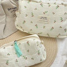 Load image into Gallery viewer, Floral Makeup Bag Large Capacity Cosmetic Organizer Travel Pouch