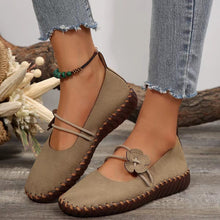 Load image into Gallery viewer, Women's Retro Breathable Round-Toe Flats - Lightweight Slip-On Shoes with Soft Soles
