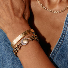 Load image into Gallery viewer, Wanderer Chain Statement Bracelet