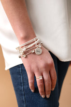 Load image into Gallery viewer, Dot Beaded Bracelet