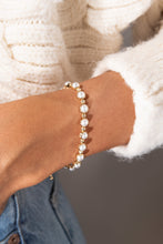 Load image into Gallery viewer, Pearl Bolo Beaded Bracelet