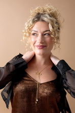 Load image into Gallery viewer, Coquette Bow Necklace