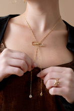 Load image into Gallery viewer, Coquette Bow Necklace