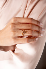 Load image into Gallery viewer, Coquette Bow Ring